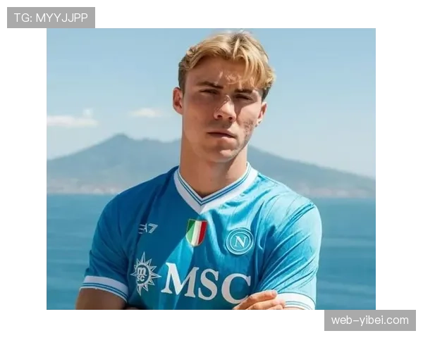 那不勒斯3-2险胜热那亚，霍伊伦点球绝杀保留争冠希望